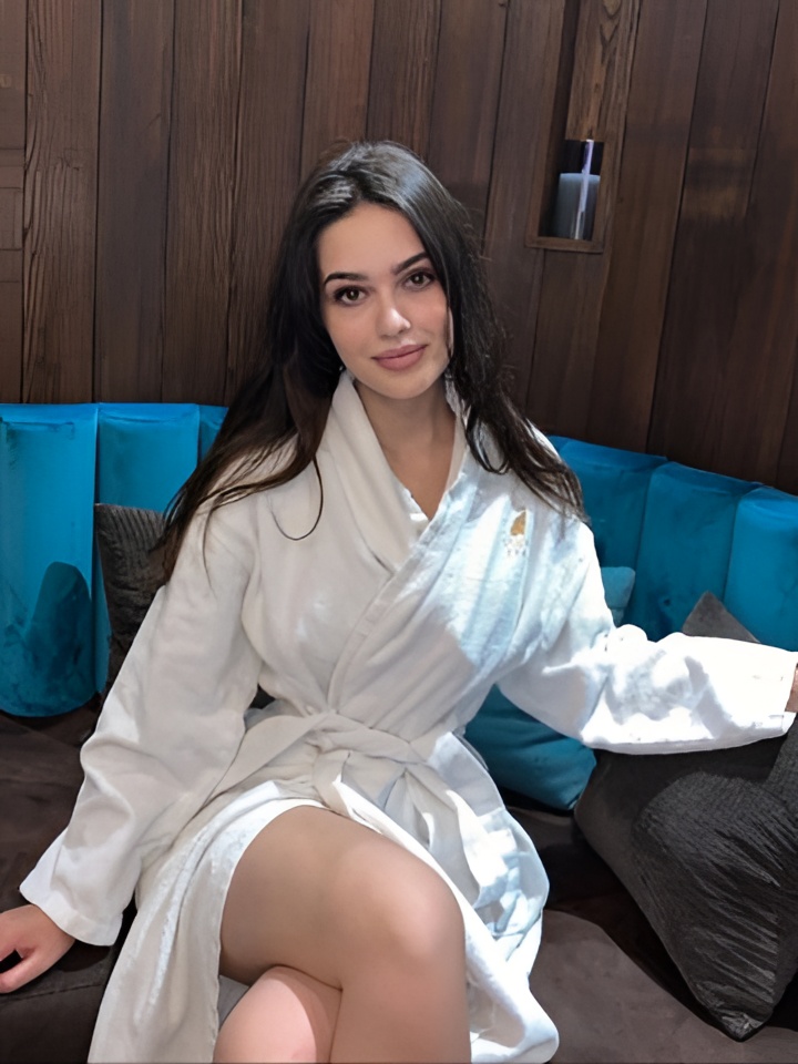 Елизавета привлекальеная девушка из Антрацита цена от 5000 руб