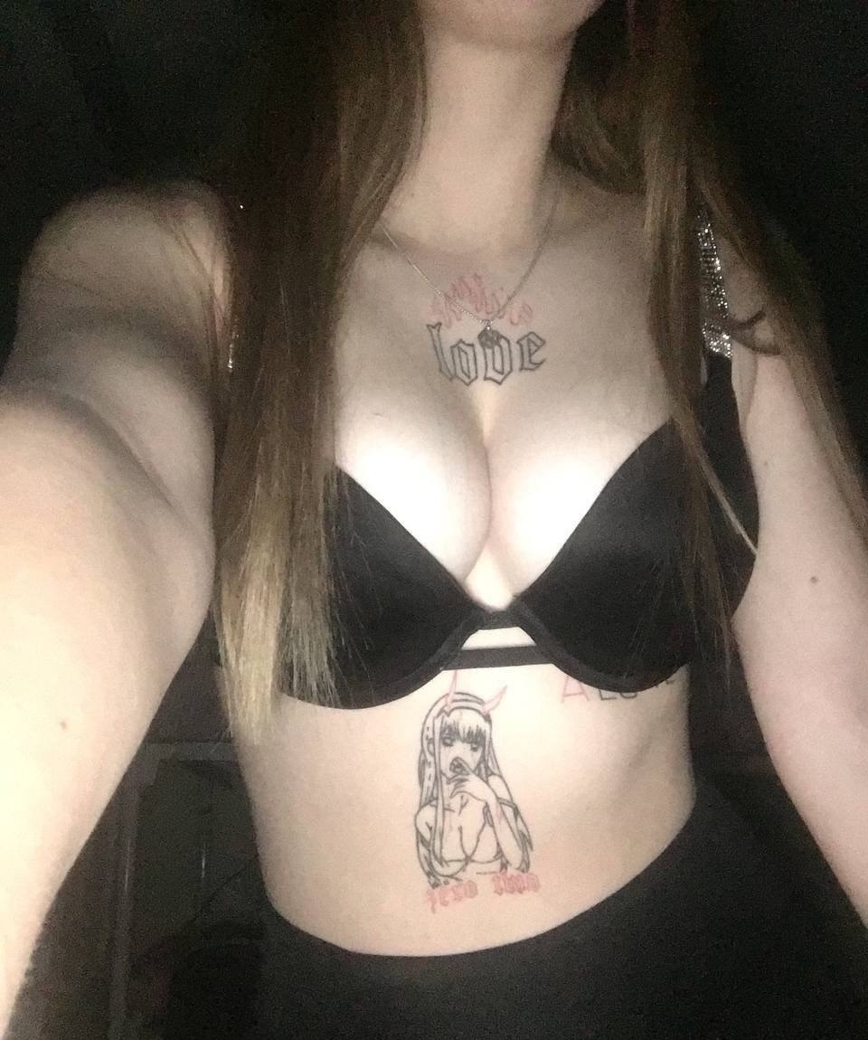 Рита привлекальеная девушка из Антрацита цена от 3000 руб