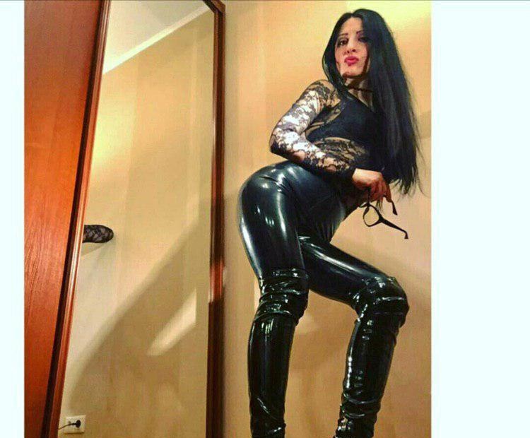 Ирина привлекальеная девушка из Антрацита цена от 3000 руб