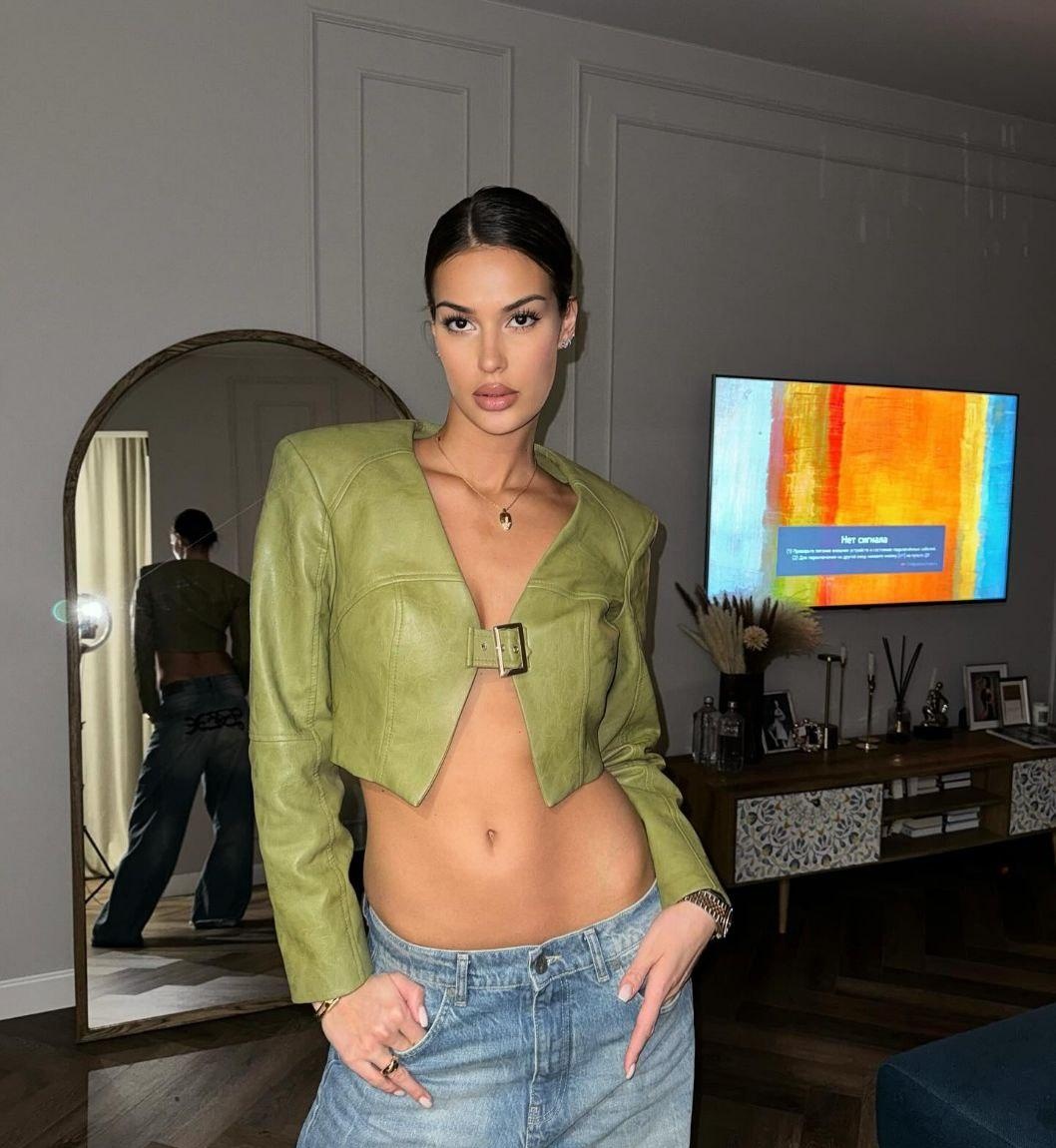 Тася привлекальеная девушка из Антрацита цена от 8000 руб