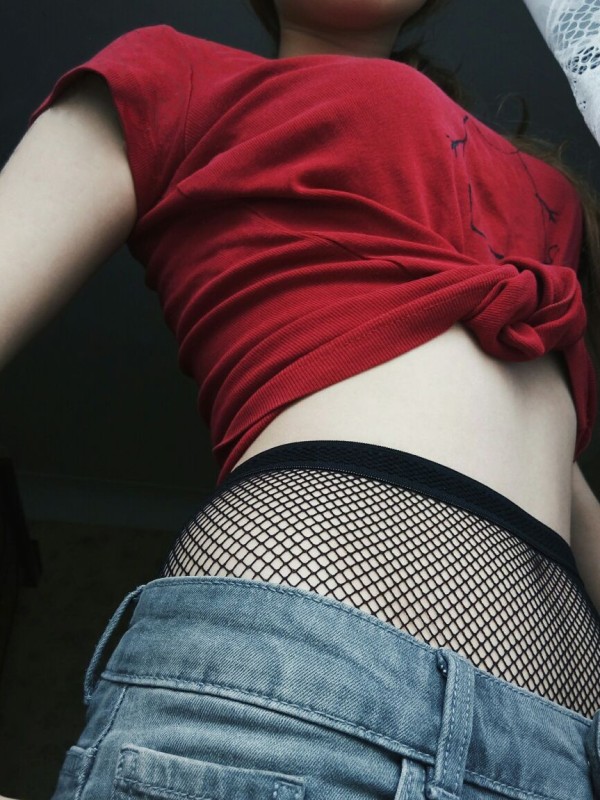 Оксана привлекательная девушка из Антрацита цена от 3500 руб