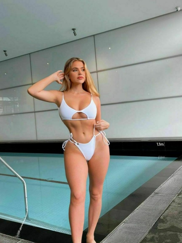 Полли привлекательная девушка из Антрацита цена от 3500 руб