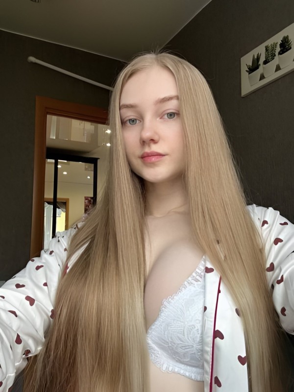 ЛЕРА привлекательная девушка из Антрацита цена от 3000 руб